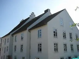Hotel Im Schlosspark Binningen